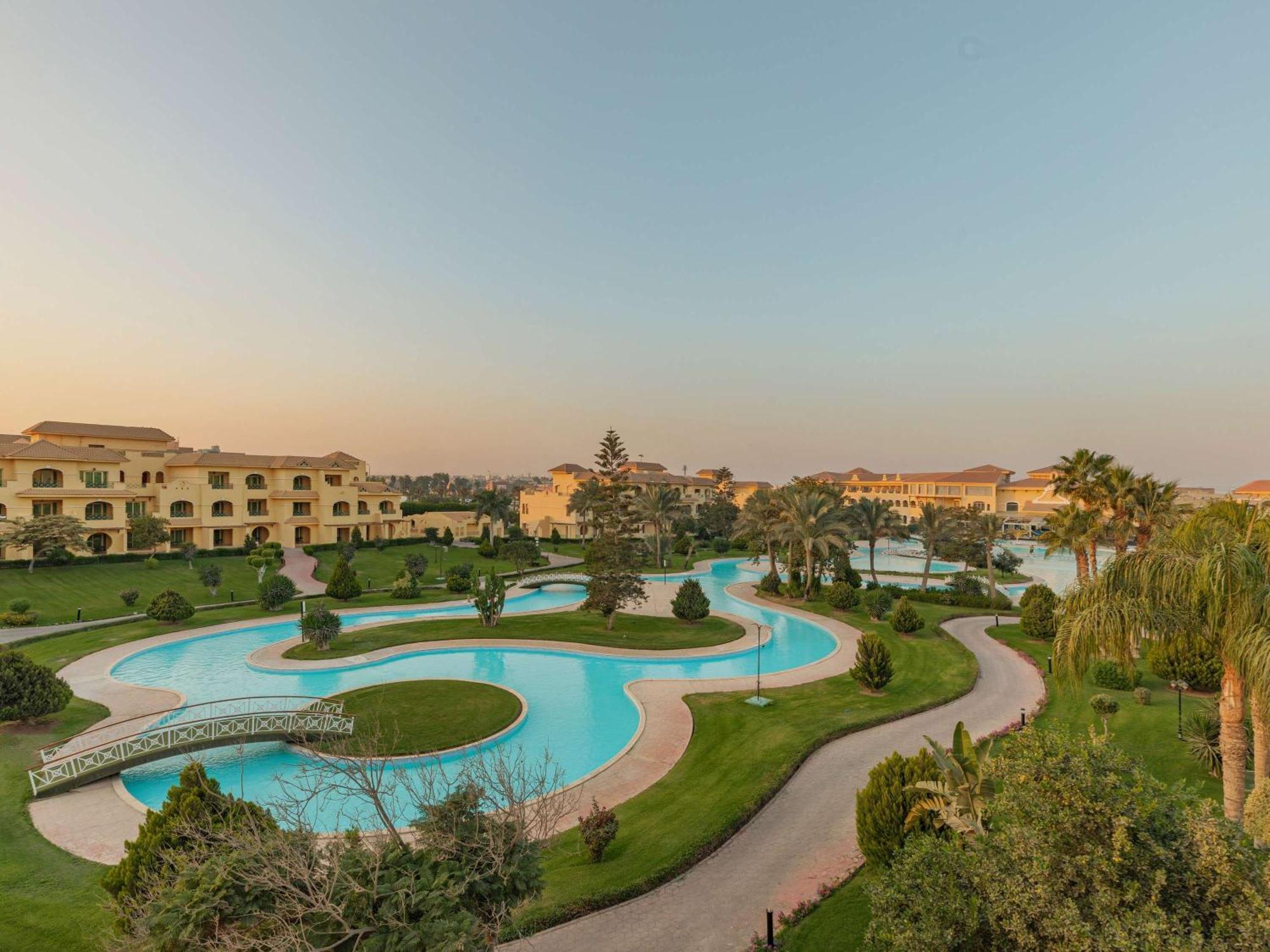 Moevenpick Hotel Cairo - Media City Giza Exterior photo El Alamein